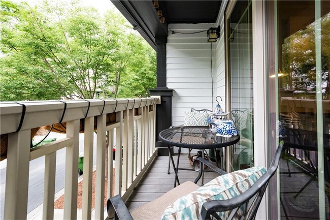 216 Semel Cir NW in Atlanta, GA - Building Photo - Building Photo