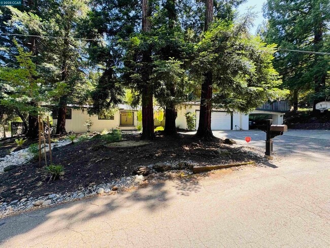 property at 1 Kirkcrest Ct
