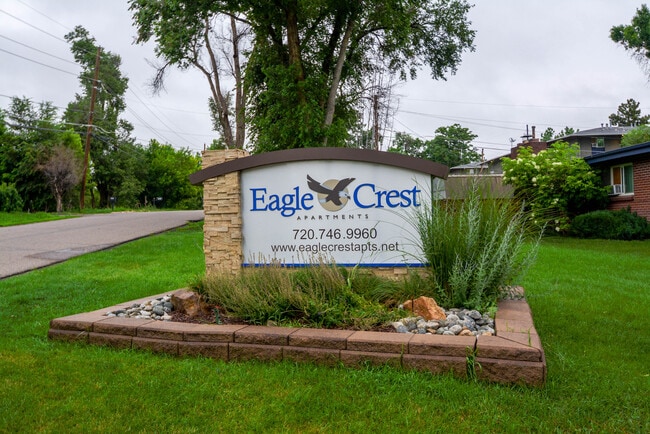 Eagle Crest in Lakewood, CO - Foto de edificio - Building Photo
