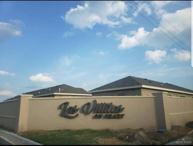 13 Nightingale Ave in McAllen, TX - Building Photo - Building Photo