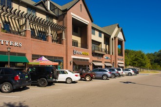 2800 Cahaba Village Plz in Mountain Brook, AL - Building Photo - Building Photo