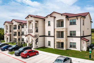 Pioneer Hill in Austin, TX - Foto de edificio - Building Photo