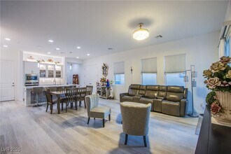 10155 Misty Step Ave in Las Vegas, NV - Building Photo - Building Photo