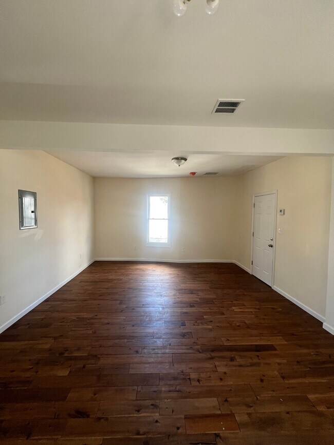 820 S 15th St in Newark, NJ - Building Photo - Building Photo