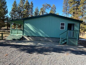 52405 Antler Ln in La Pine, OR - Building Photo - Building Photo