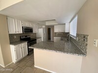 1237 E Angela Dr in Phoenix, AZ - Building Photo - Building Photo