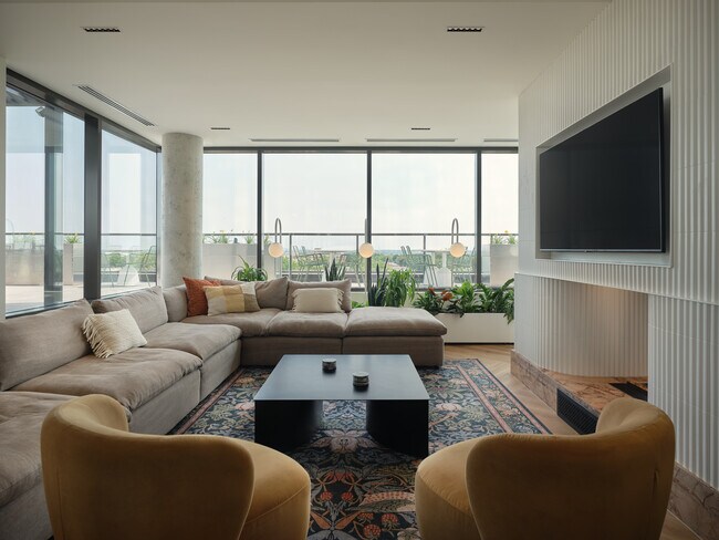 Mellem Grace Dart in Montréal, QC - Building Photo - Building Photo