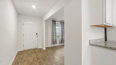 3996 Silver Spur Rd in Callaway, FL - Building Photo - Building Photo