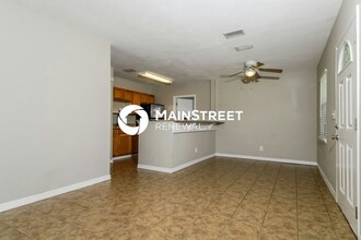 4601 W Paxton Ave in Tampa, FL - Foto de edificio - Building Photo