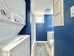 5050 Ocean Beach Blvd in Cocoa Beach, FL - Foto de edificio - Building Photo