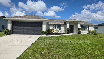 232 NW 6th Ave in Cape Coral, FL - Building Photo
