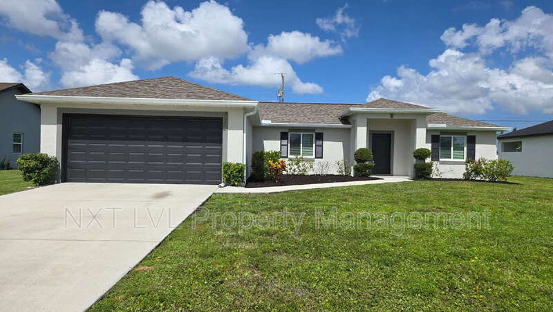 232 NW 6th Ave in Cape Coral, FL - Building Photo
