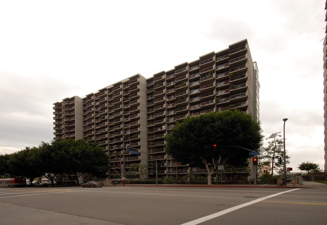 Angelus Plaza in Los Angeles, CA - Building Photo - Building Photo