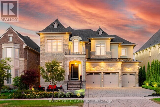 property at 175 Woodgate Pines Dr