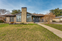 4516 Cinnamon Hill Dr in Fort Worth, TX - Foto de edificio - Building Photo