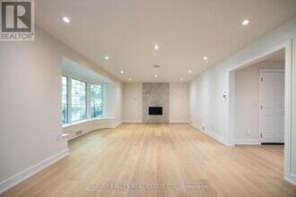 354 Bessborough Dr in Toronto, ON - Building Photo - Building Photo
