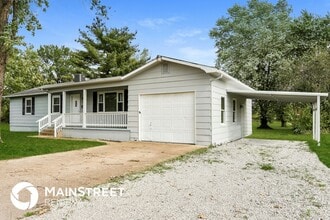 802 S 2nd St in Pacific, MO - Building Photo - Building Photo