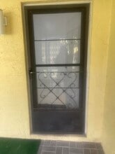 202 Sparrow Dr in Royal Palm Beach, FL - Building Photo - Building Photo