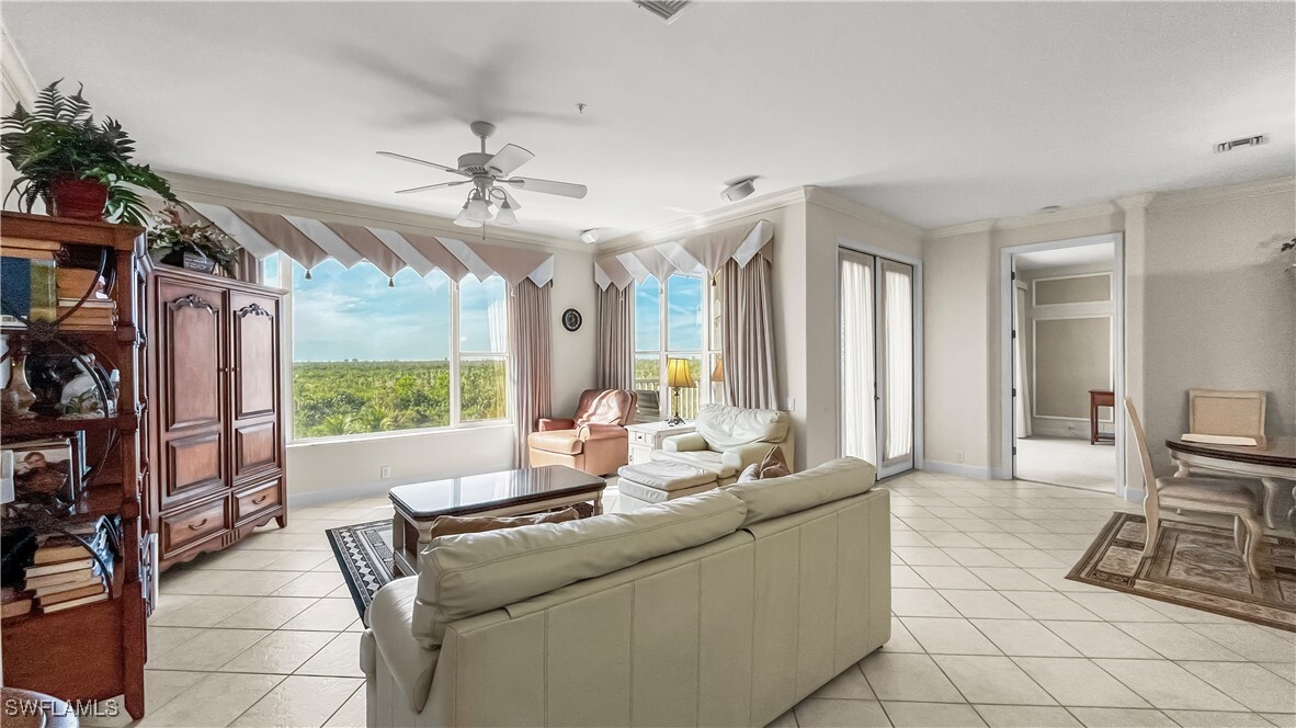 9121 Southmont Cove in Ft. Myers, FL - Foto de edificio