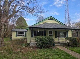 1007 Olsen Ave in Signal Mountain, TN - Building Photo