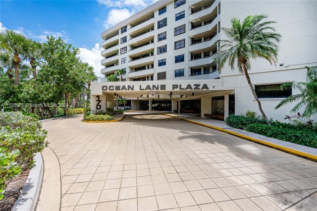 170 Ocean Lane Dr, Unit 601 in Key Biscayne, FL - Foto de edificio