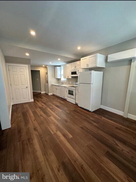 26 Pacific Ave in Deptford, NJ - Building Photo