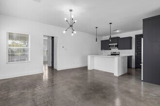 3001 Alpha Wolf Ct in College Station, TX - Building Photo - Building Photo