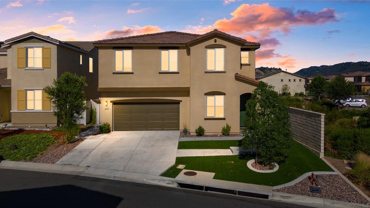 13305 Cultivate Ct in Valley Center, CA - Building Photo