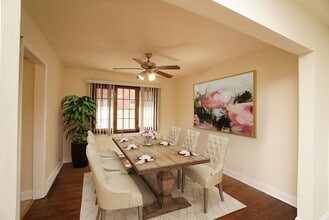 737 Elder Ln in Deerfield, IL - Building Photo - Building Photo