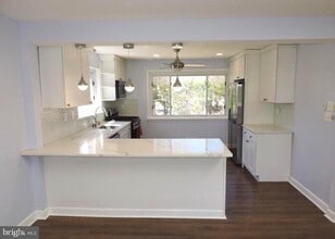 7815 Rebel Dr in Annandale, VA - Building Photo - Building Photo