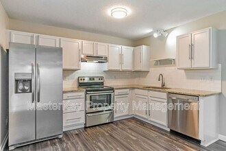 5637 Fieldcross Ct in Raleigh, NC - Building Photo - Building Photo