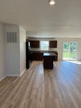 8 Castlebrook Dr in Greenville, SC - Building Photo - Building Photo