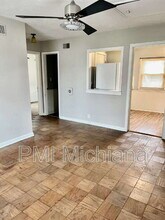 19770 Kern Rd in South Bend, IN - Building Photo - Building Photo