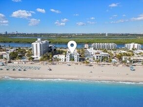 2600 N Surf Rd, Unit 302 in Hollywood, FL - Foto de edificio - Building Photo