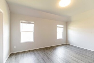 13354 Musky Dr in Shenandoah, TX - Building Photo - Building Photo