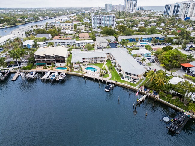 3216 SE 12th St in Pompano Beach, FL - Building Photo - Building Photo