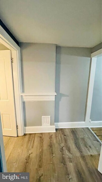 153 S Main St in Phoenixville, PA - Building Photo