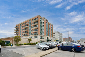 The Meridian in Long Beach, NY - Building Photo - Building Photo