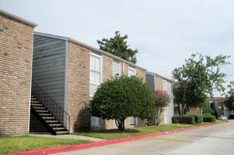 Timbers of Inwood Forest in Houston, TX - Foto de edificio - Building Photo