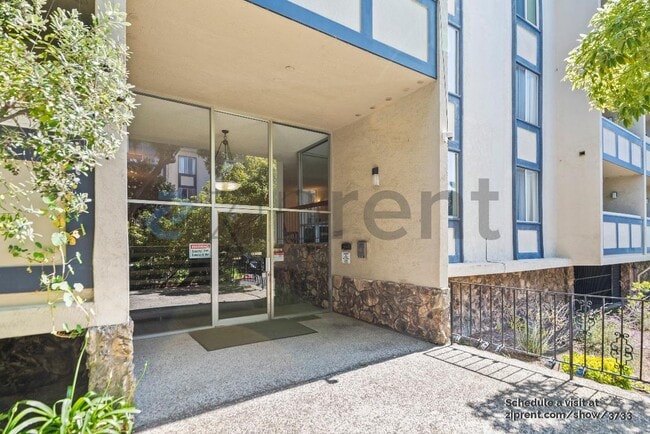 955 Shorepoint Ct in Alameda, CA - Building Photo - Building Photo