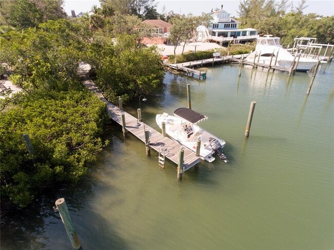 property at 120 Gasparilla St