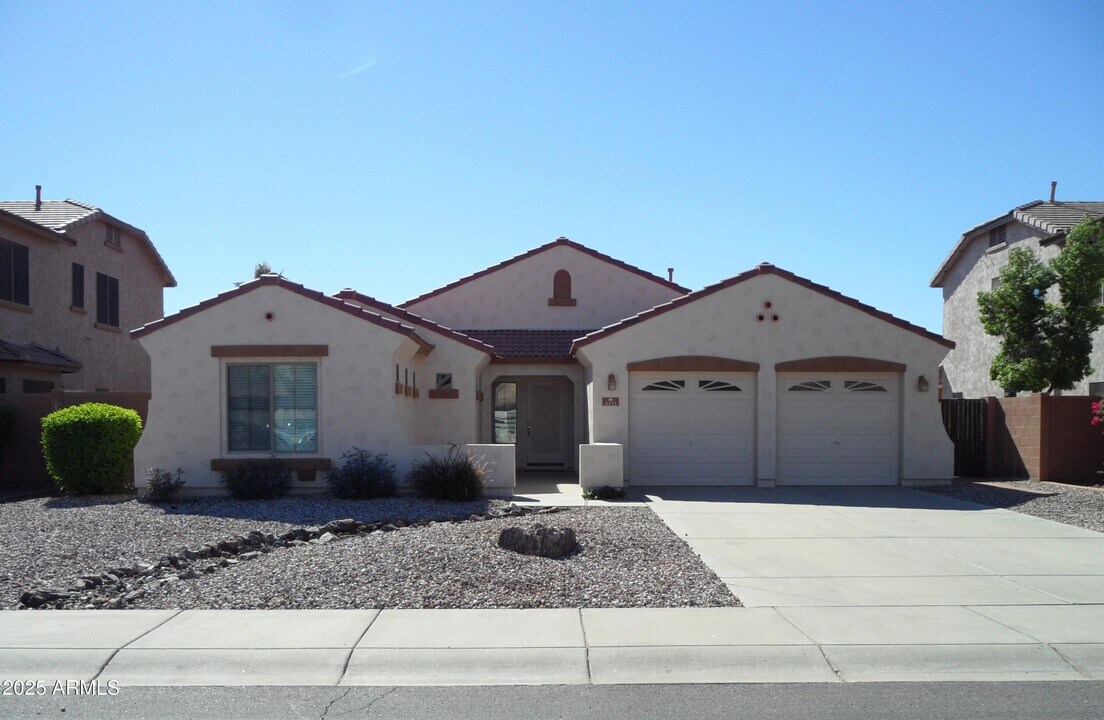 3451 E Geronimo Ct in Gilbert, AZ - Building Photo