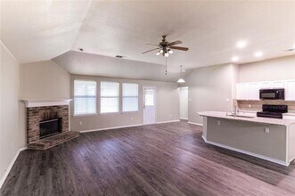 1306 Vireo Ct in Aubrey, TX - Building Photo - Building Photo