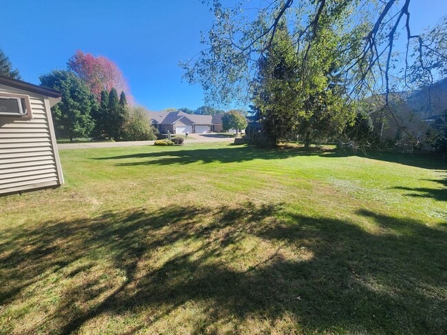 716 County Rd C West in Roseville, MN - Building Photo - Building Photo