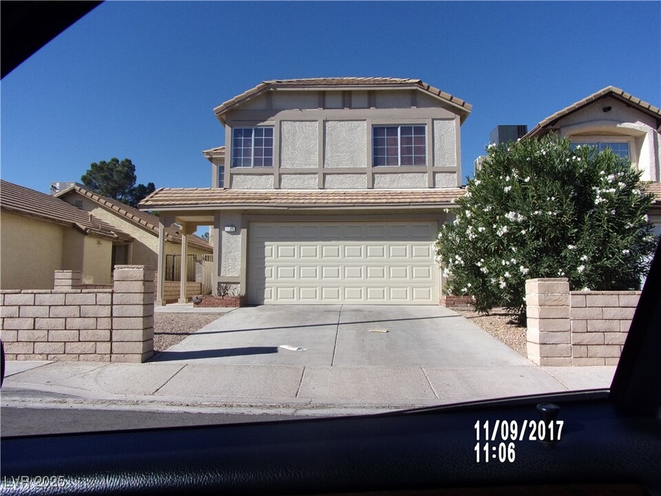 7225 Walnut Ridge Cir in Las Vegas, NV - Building Photo