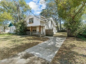 810 Calvert St in Jacksonville, FL - Building Photo