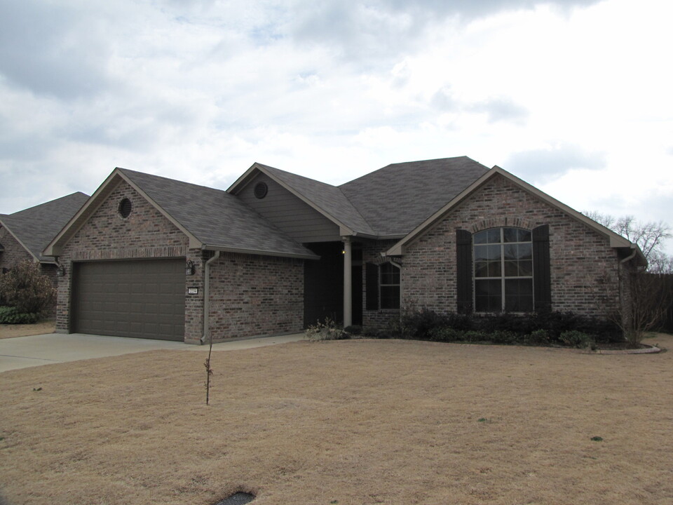 2234 Shumark Trail in Bossier City, LA - Building Photo