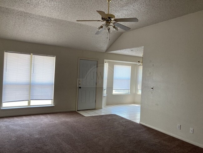 2911 Bluebonnet Dr in Killeen, TX - Building Photo - Building Photo