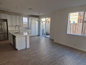 1507 Farmhouse Ln in Clovis, CA - Building Photo - Building Photo