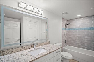 4450 Botanical Pl Cir in Naples, FL - Building Photo - Building Photo